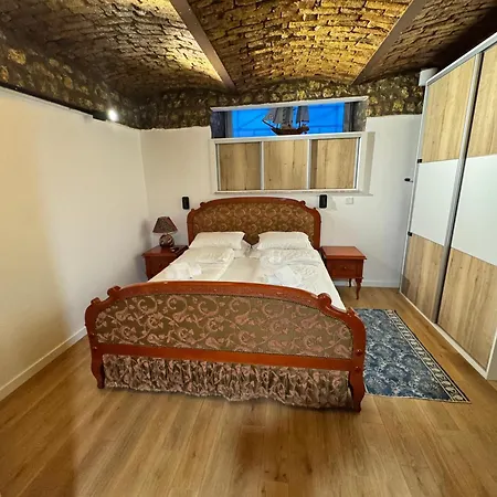 Cave 1906 * سراييفو