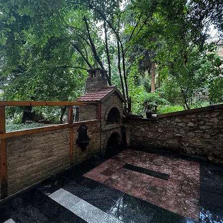App 1906 Apartman